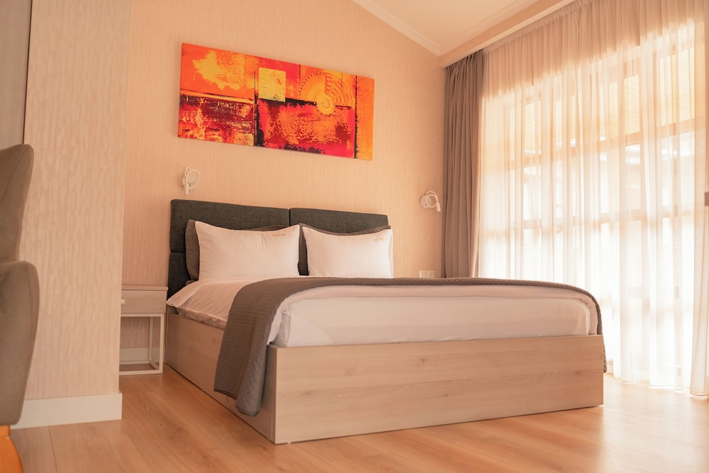 Standard Suite, 1 Queen Bed With Sofa Bed