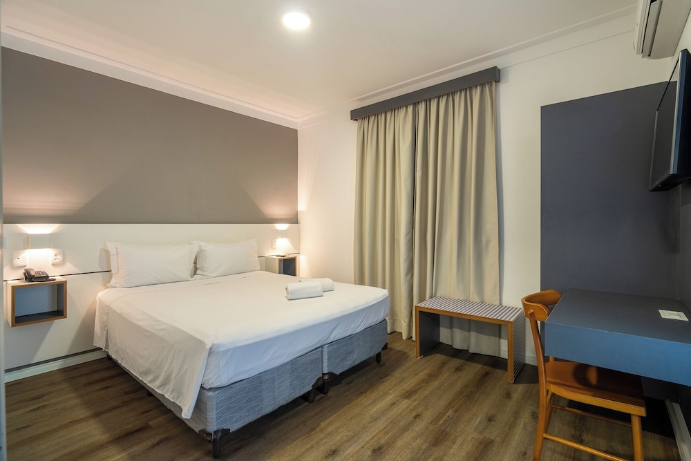 Standard Double Room — the supplier's photographs — photo 3