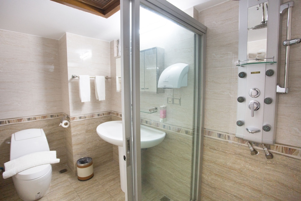 Premier Room - Photo 3