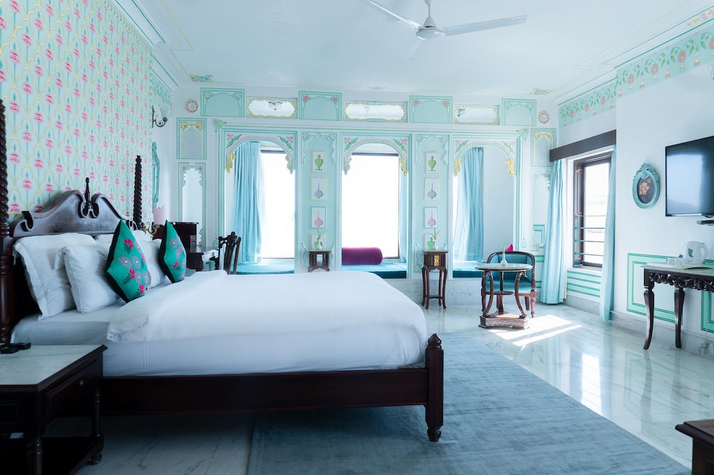 Heritage Queen Room - Photo 1