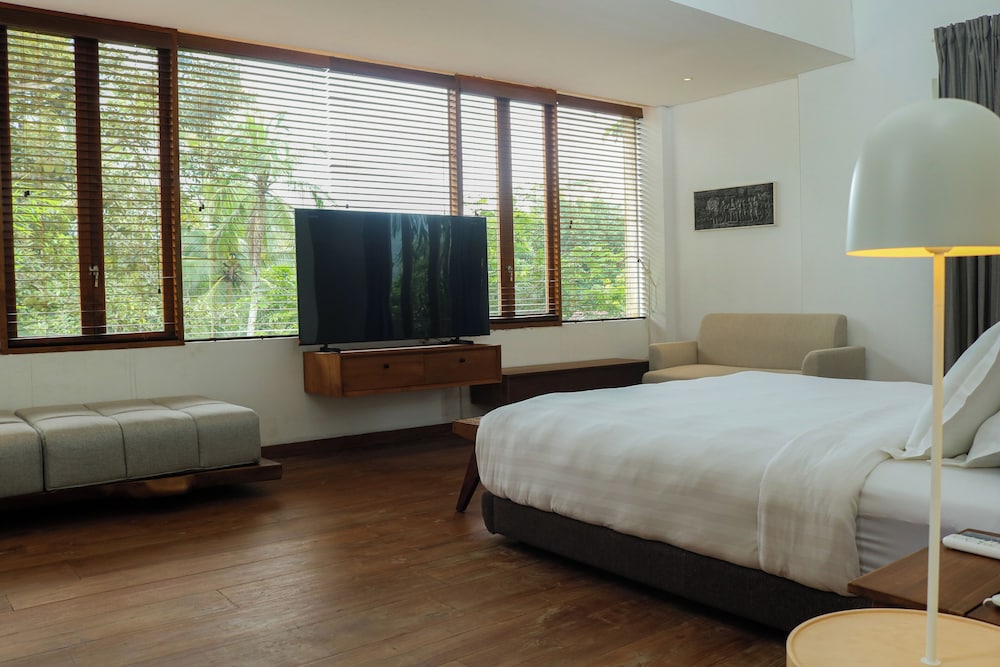Junior Suite, Balcony photo 2