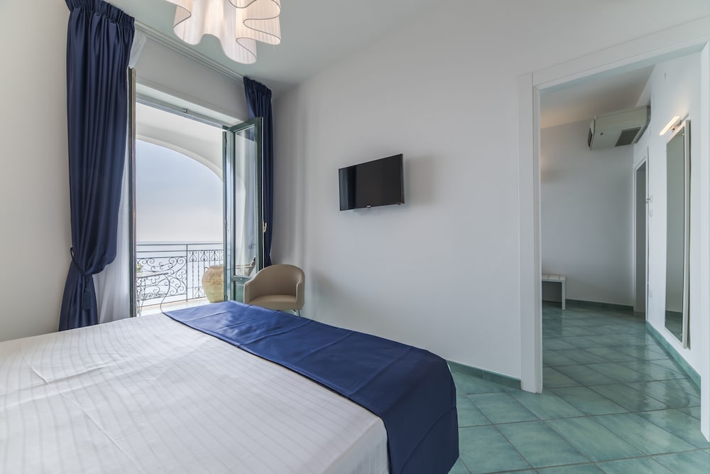 Family Room, Sea View photo 3