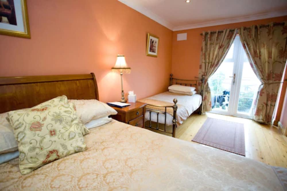 Twin Room, Ensuite