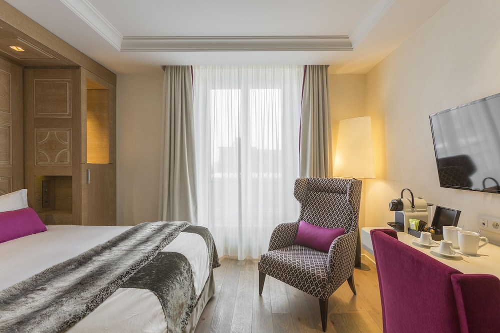 Superior Double Room - Photo 2