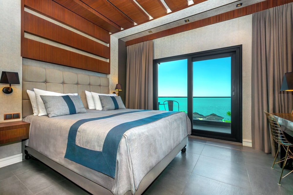 Standard Double Room, Sea View
