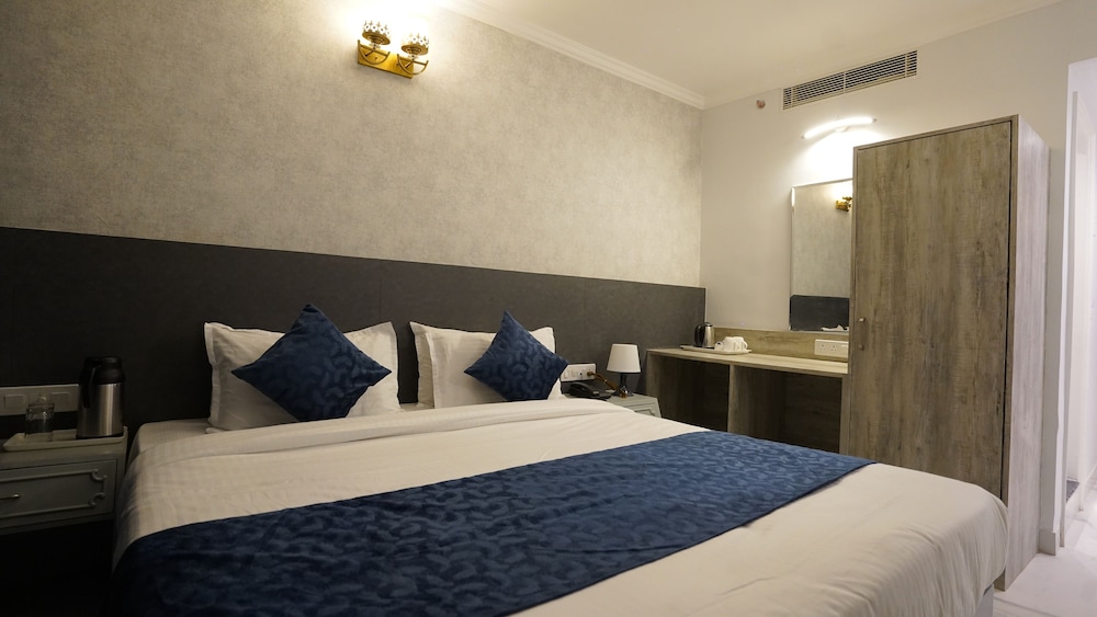 Executive Room - Photo 3