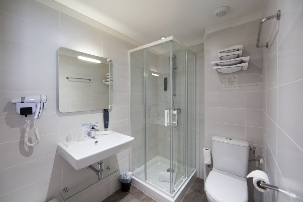 Comfort Twin Room, Private Bathroom - Photo 2