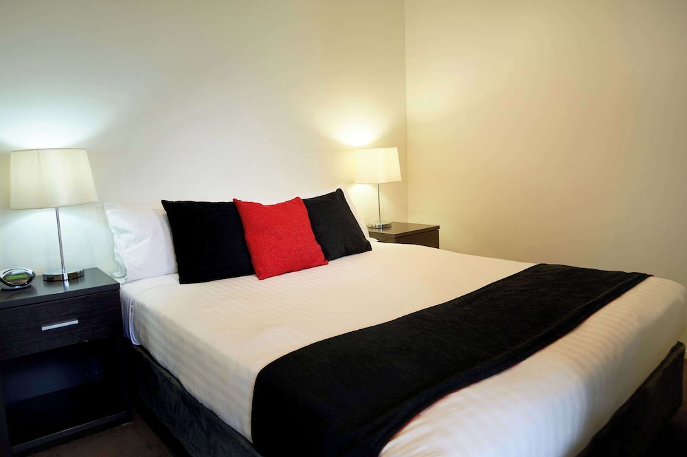 Premier One Bedroom Apartment with Balcony, City View photo 1