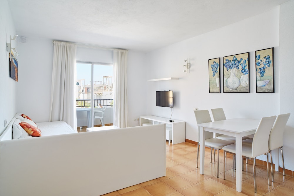 Apartamento con Balcón