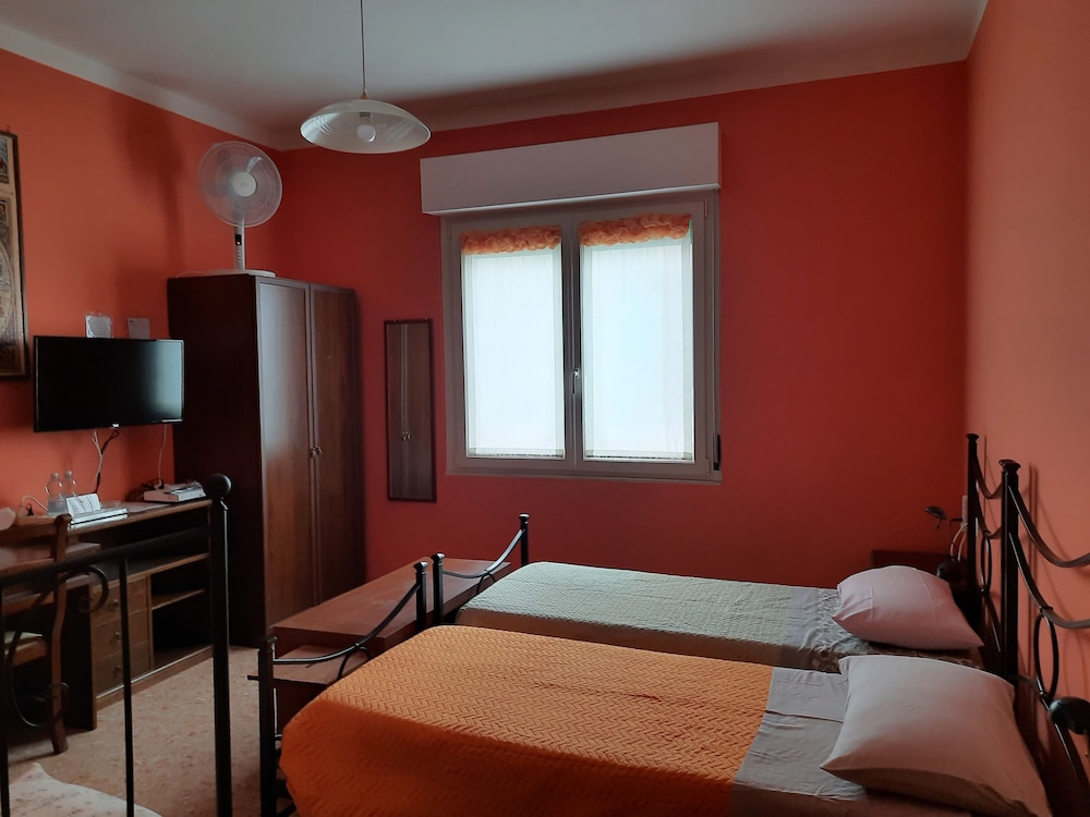 Traditional Triple Room