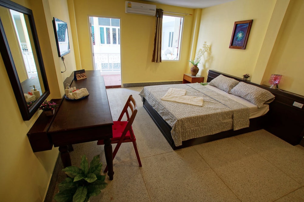 Superior Room With Balcony