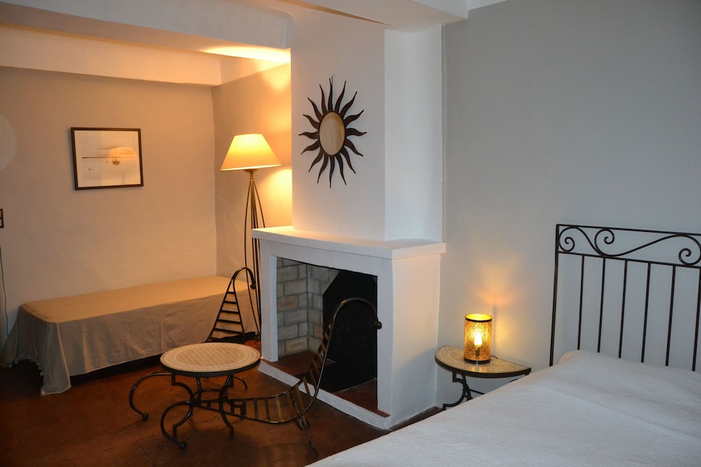 Triple Room (Thoronet) photo 3