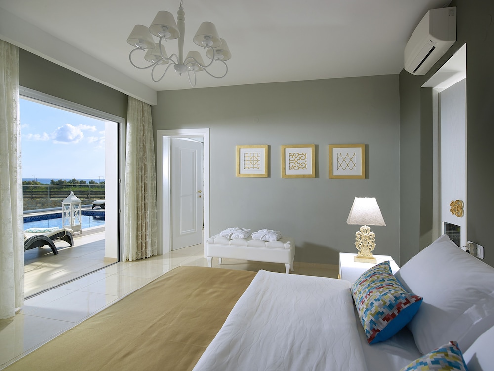 Deluxe Suite, Private Pool, Garden View