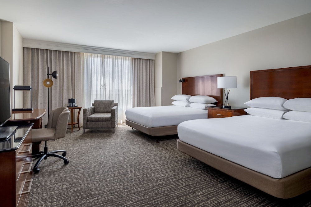 Room, Multiple Beds