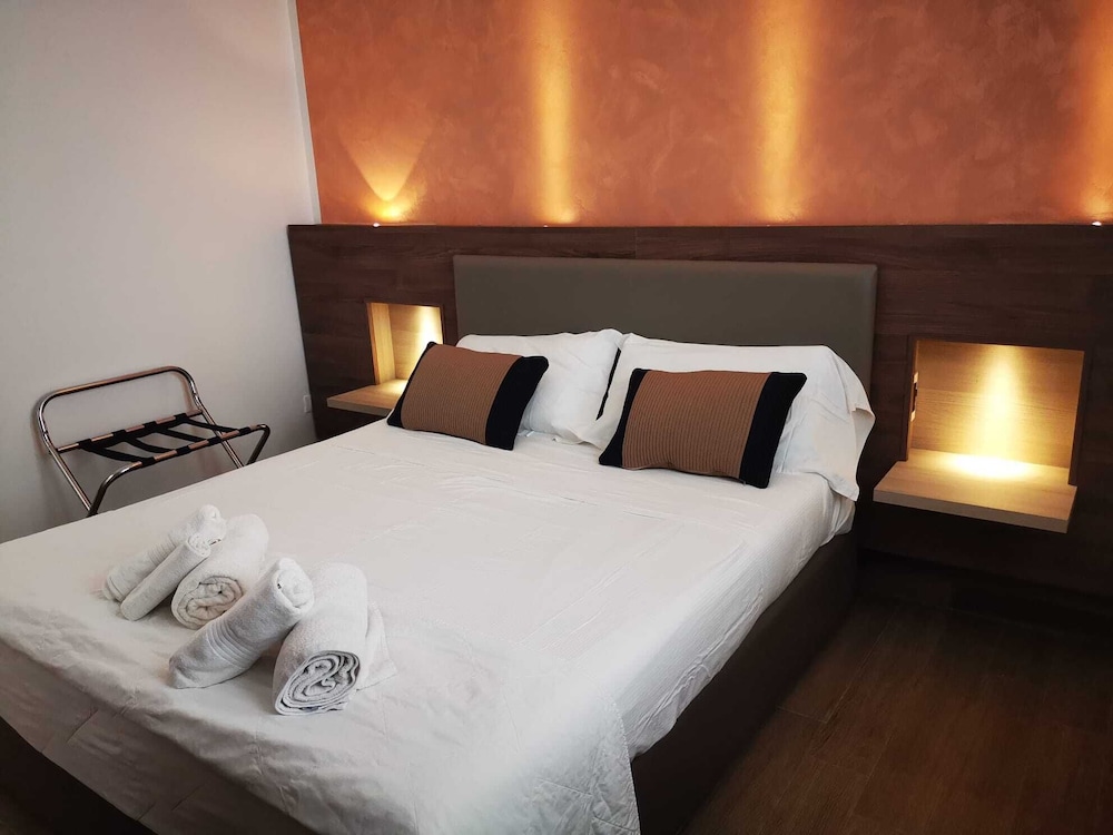 Deluxe Room, 1 Bedroom, Kitchenette photo 1
