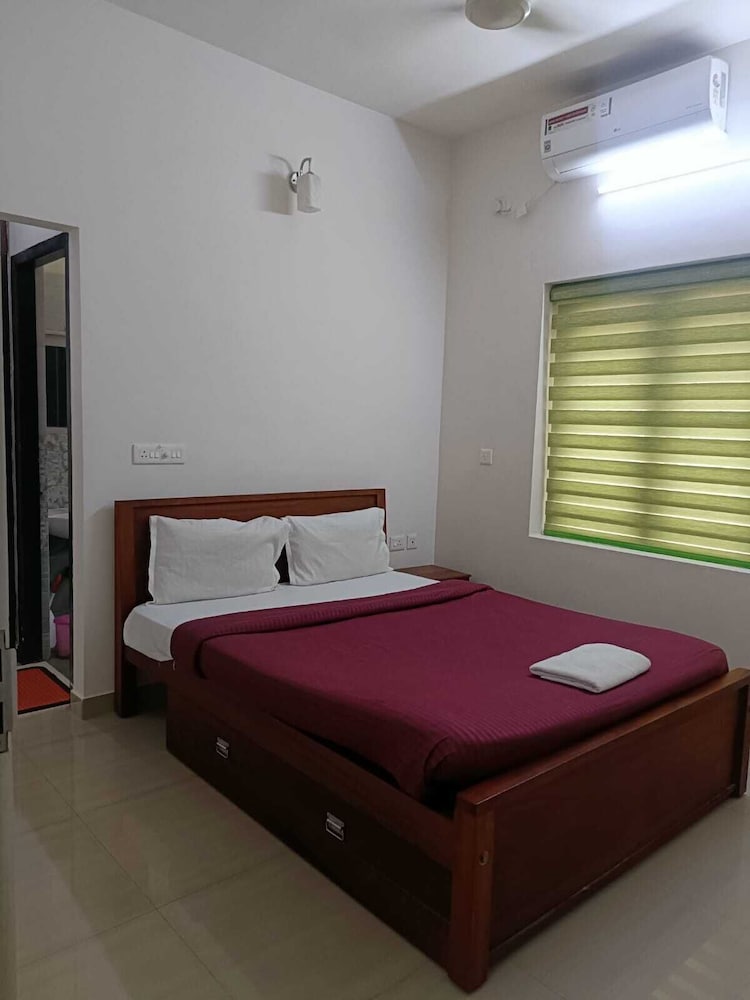 Classic Double Room, Balcony