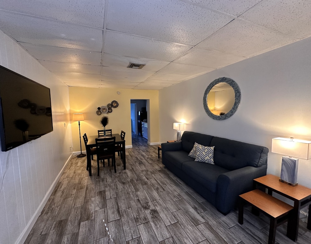 Deluxe Studio Suite, 1 Bedroom photo 3