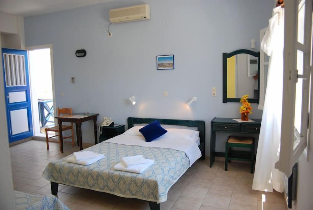 Triple Room, Sea View photo 3