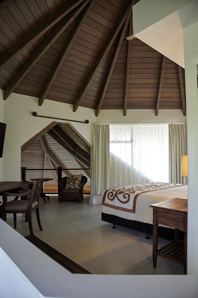 Premium Beachfront Villa (3 Bedroom)