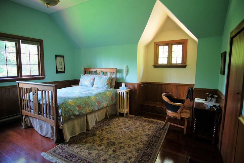 Deluxe Suite, 1 Queen Bed photo 3