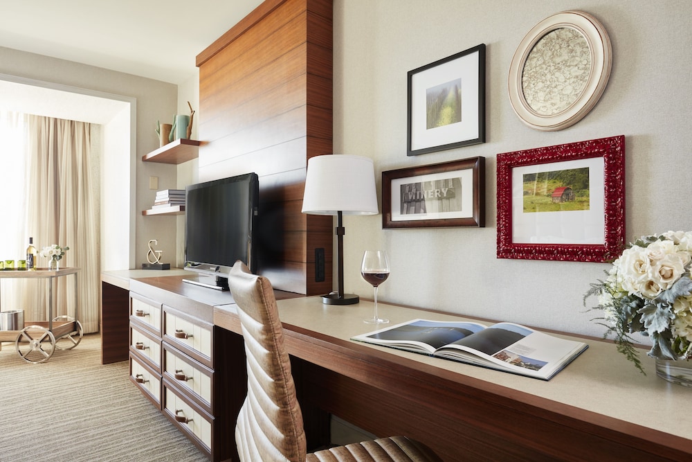 Deluxe Double Room, Golf View - Photo 4