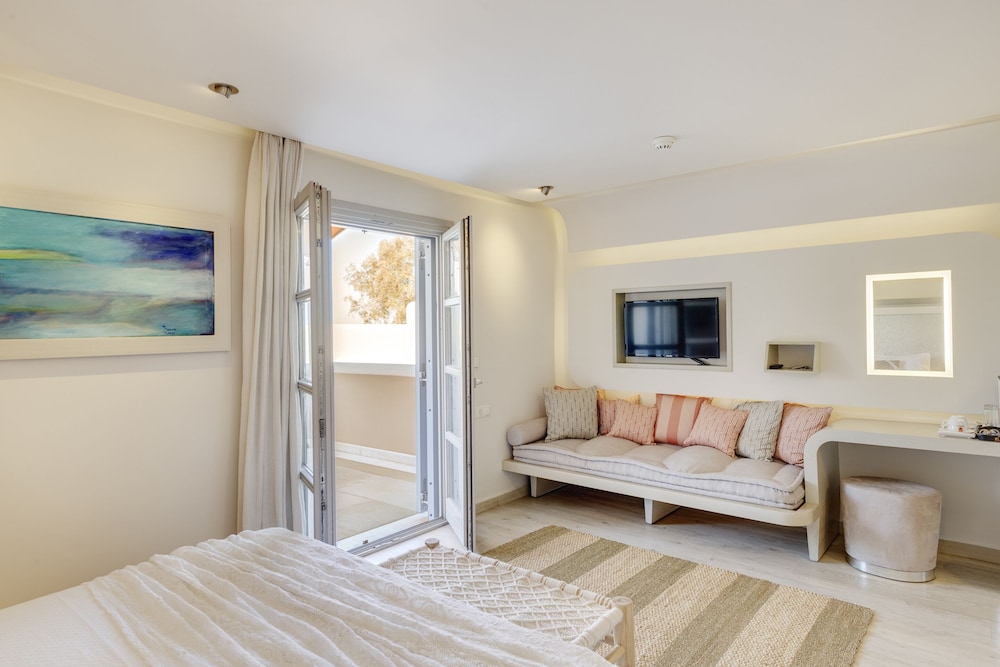 Double or Twin Room, 1 Bedroom, Garden View photo 2