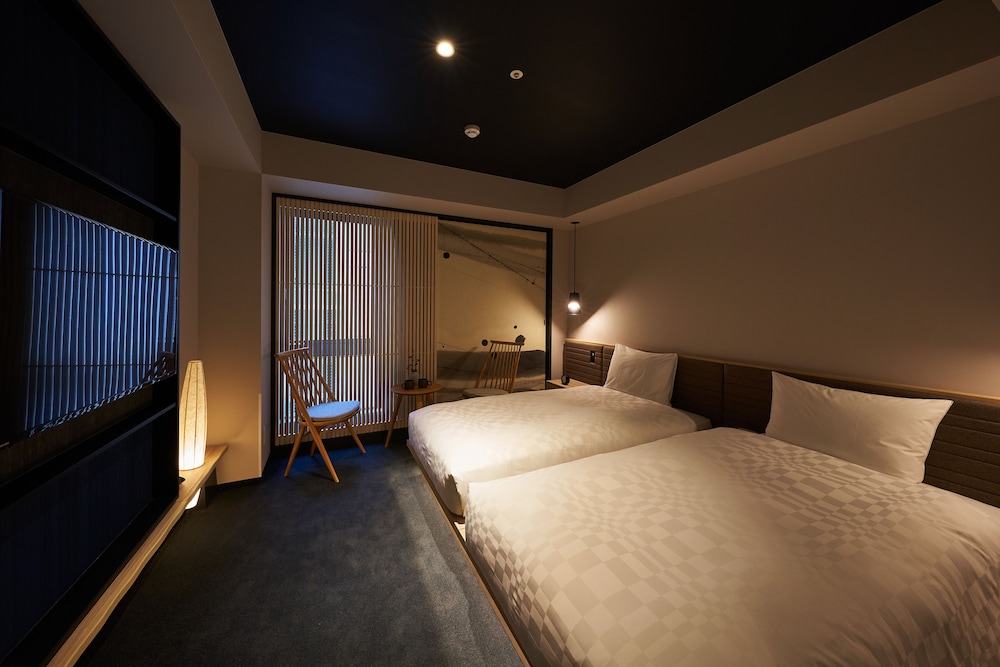 Superior Twin Room, Non Smoking - Photo 1