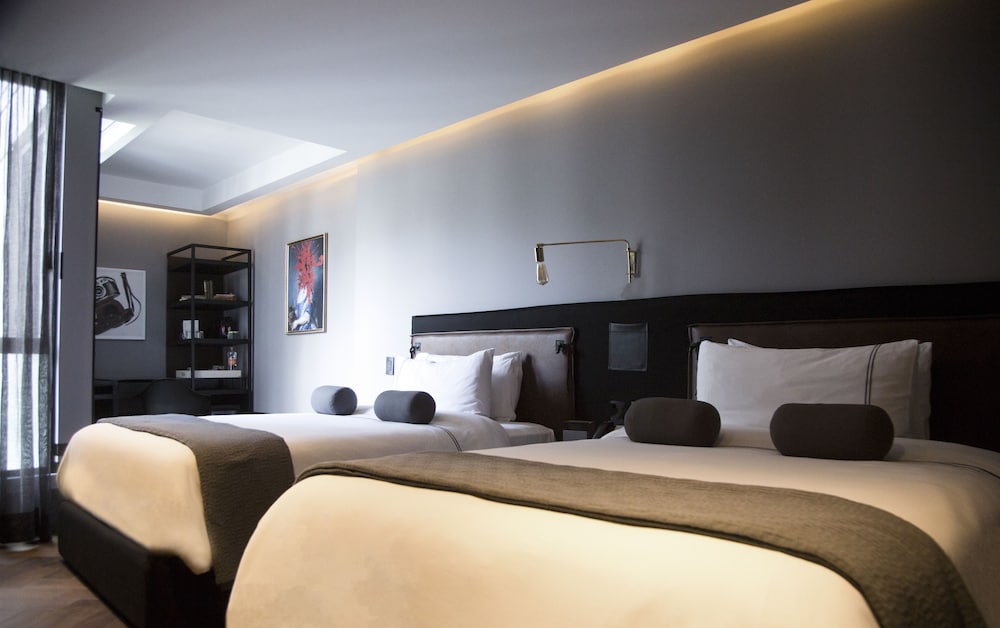 Double Room, 2 Queen Beds photo 1