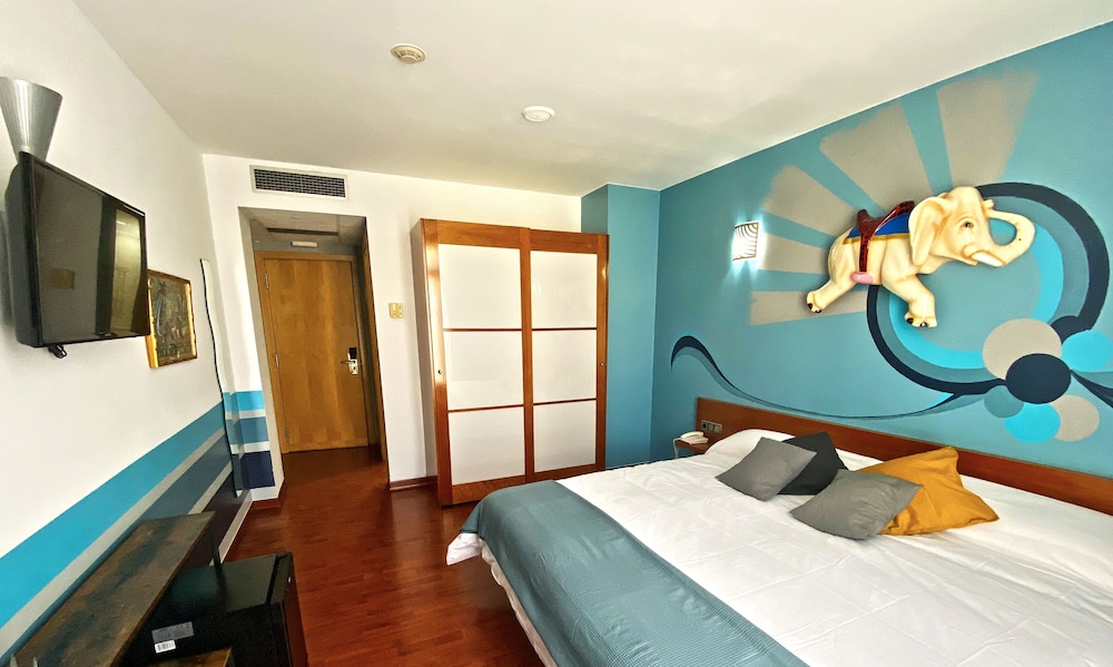 Double Room, 1 King Bed photo 3