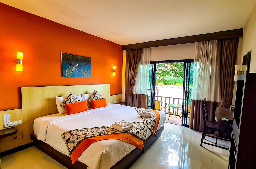 Resort River View - Photo 10