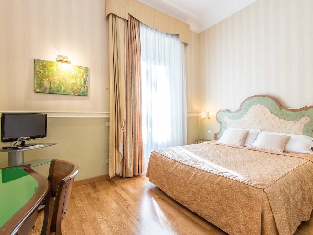 Classic Twin Room, Ensuite, City View (Camera doppia) photo 3