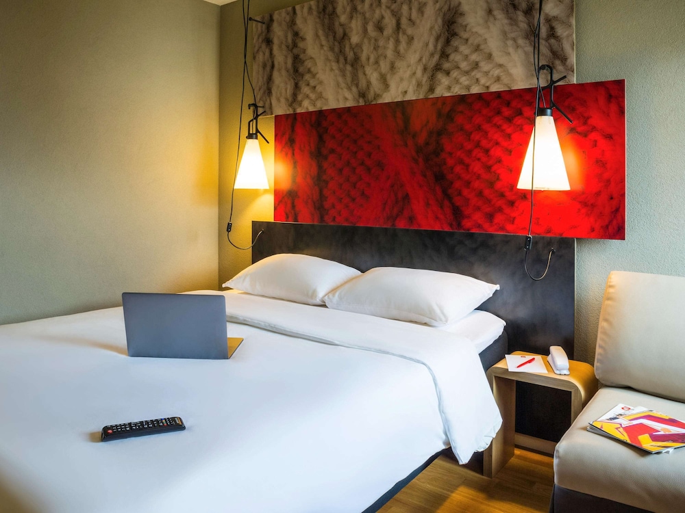 Room, 2 Twin Beds - Photo 2