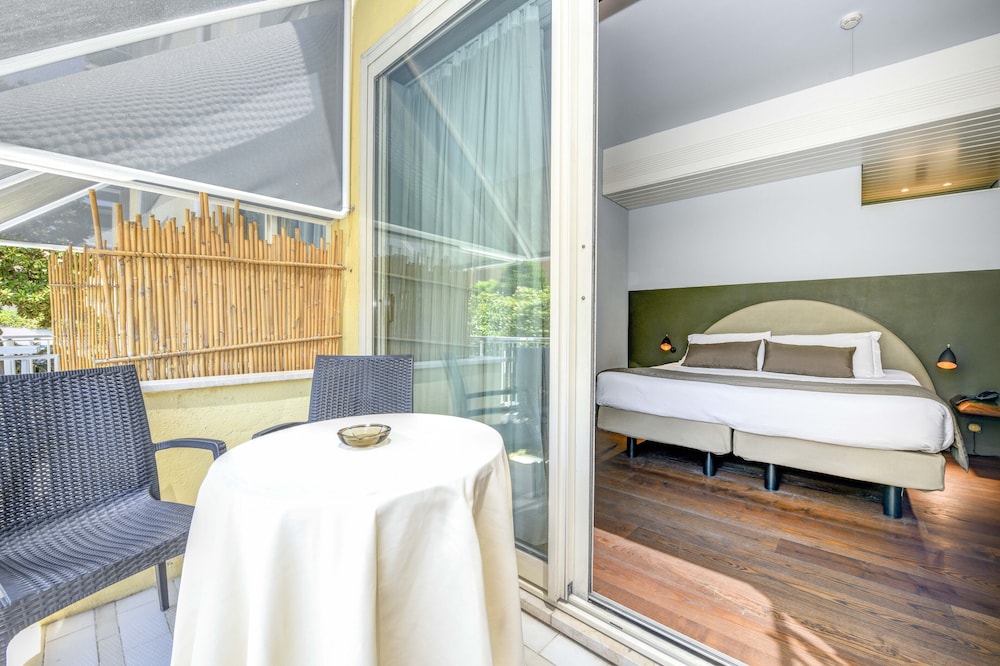 Premium Room, Balcony photo 3
