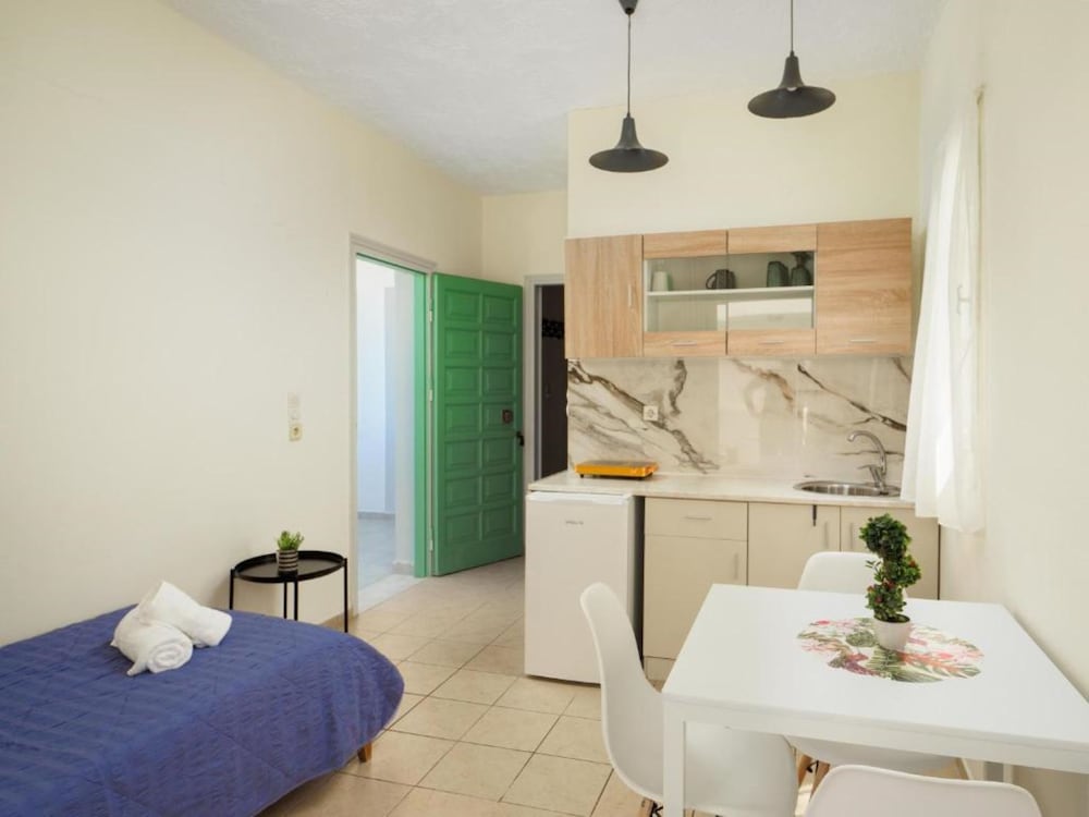 Apartment (4 Guests)