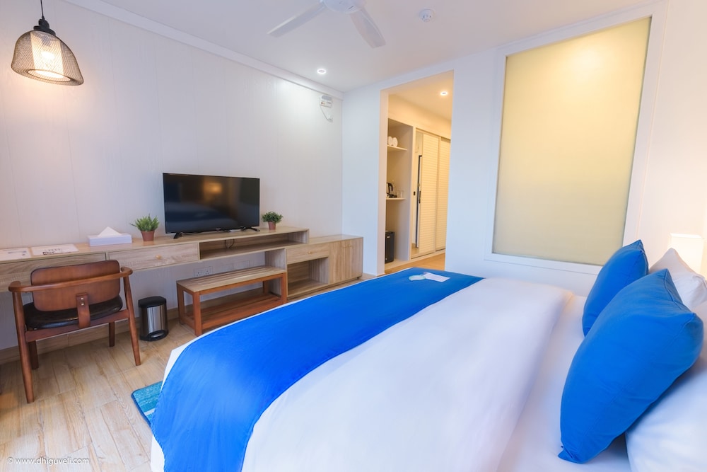 Deluxe Double Room, 1 Bedroom, Non Smoking photo 3
