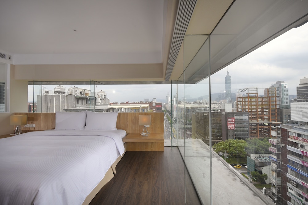 Supreme Deluxe Room photo 3