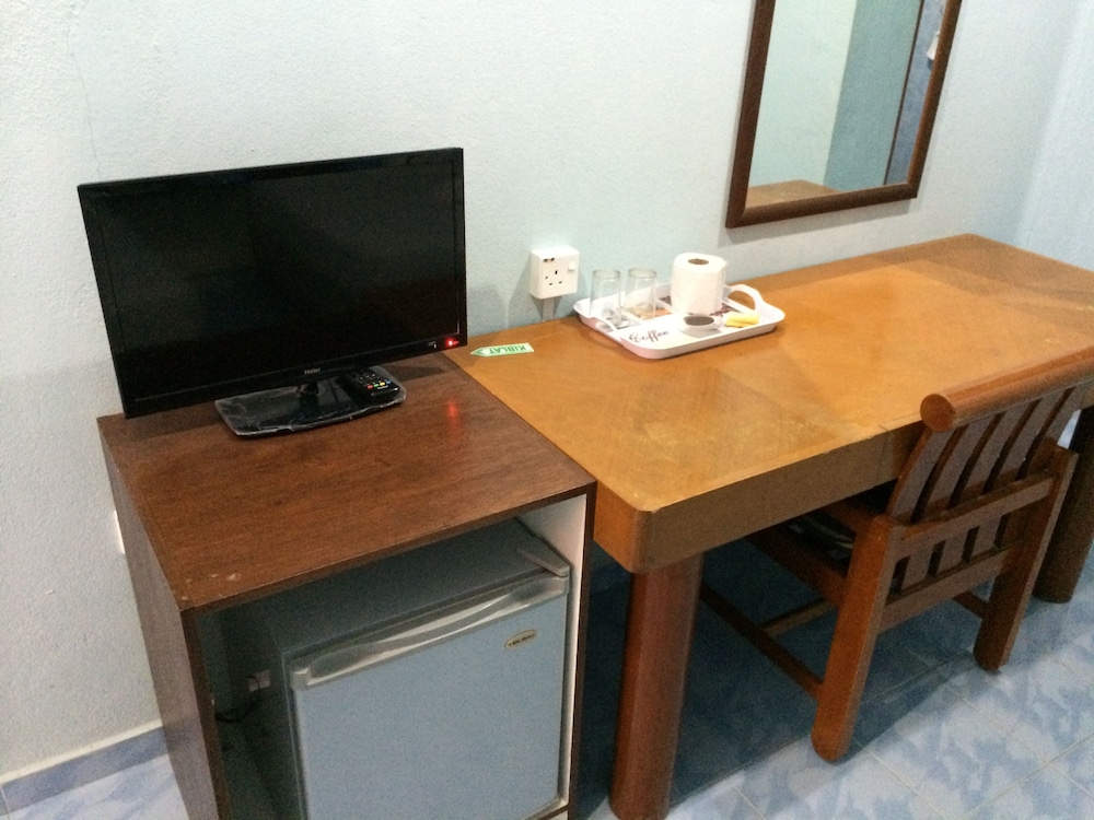Family Room photo 2