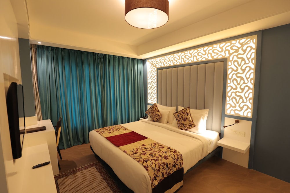 Suite, 1 Double Bed, Non Smoking photo 1