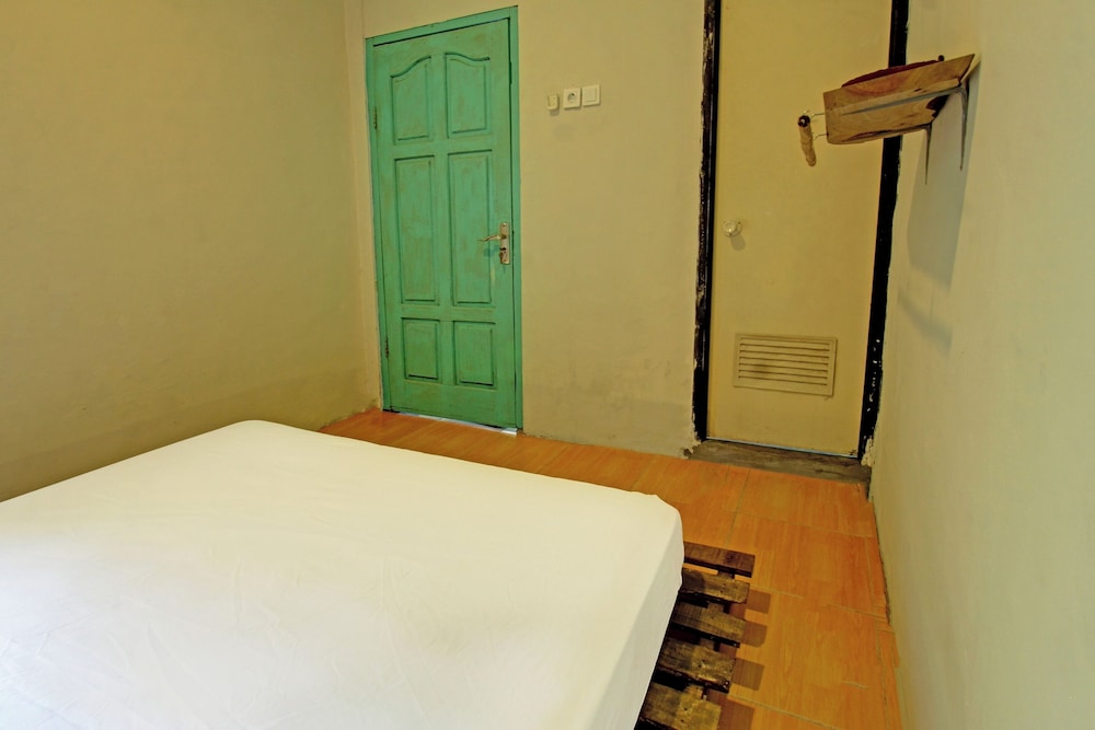 Deluxe Double Room - Photo 12