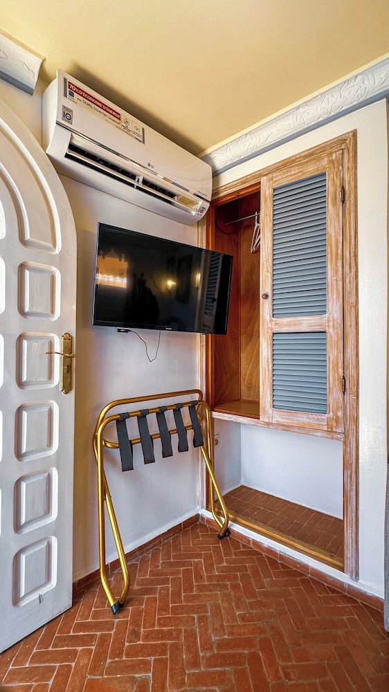 Economy Single Room, Non Smoking