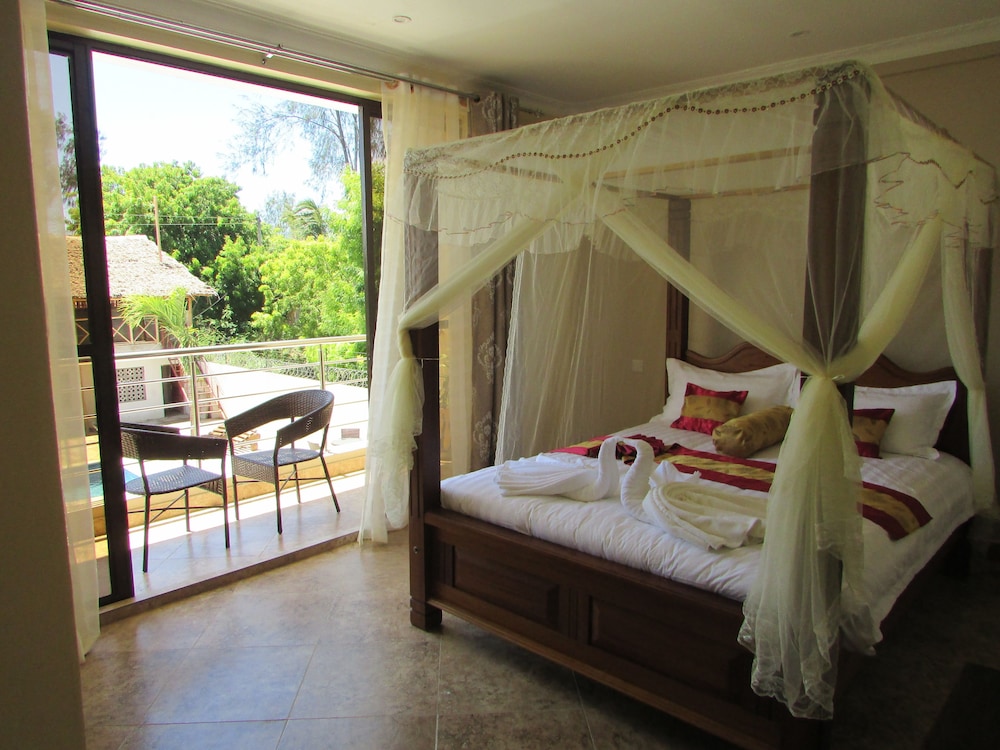Comfort Single Room, 1 King Bed photo 2