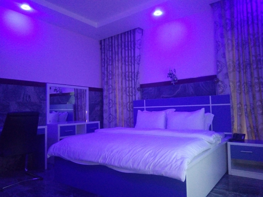 Executive Room photo 2