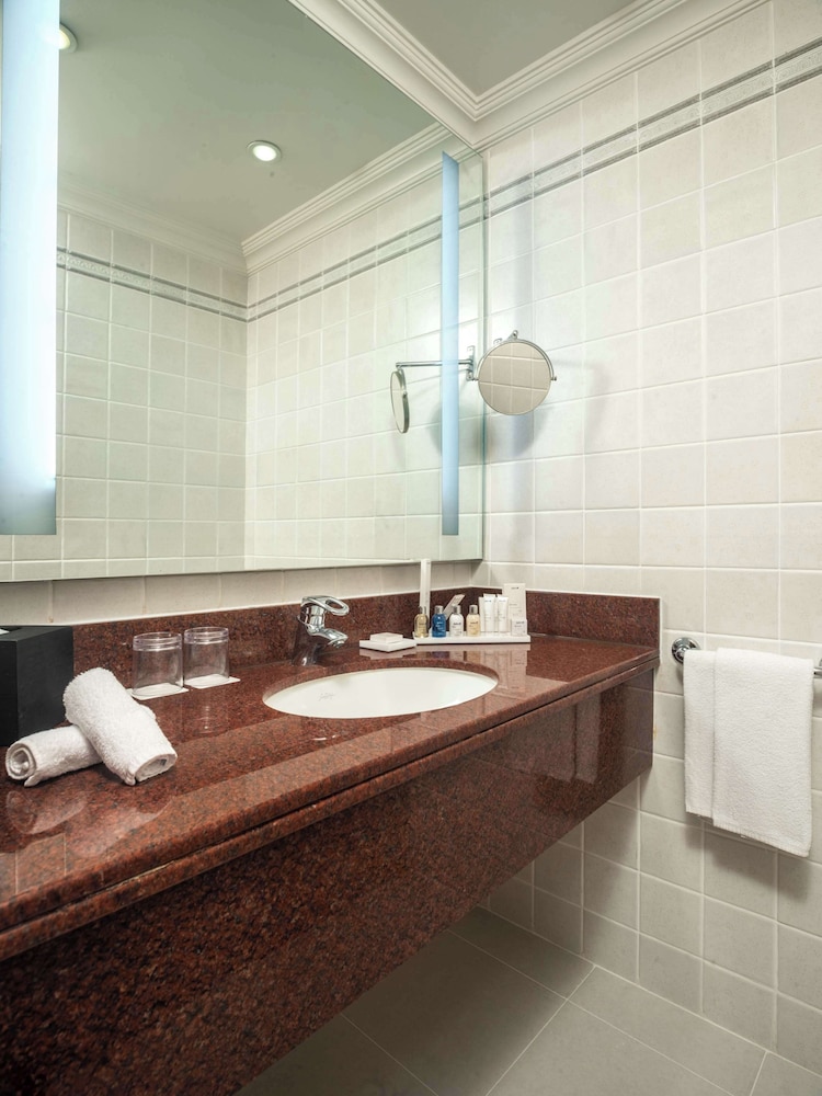 Superior Room - Photo 12