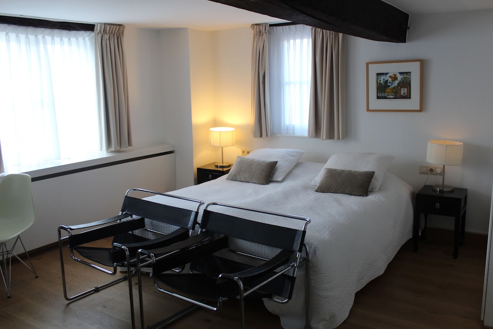 Comfort Triple Room, Bathtub photo 3
