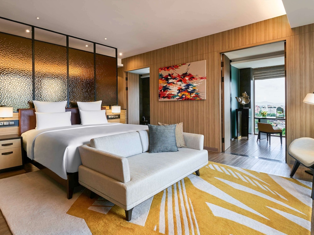 Junior Suite, 1 King Bed (Pullman) - Photo 2