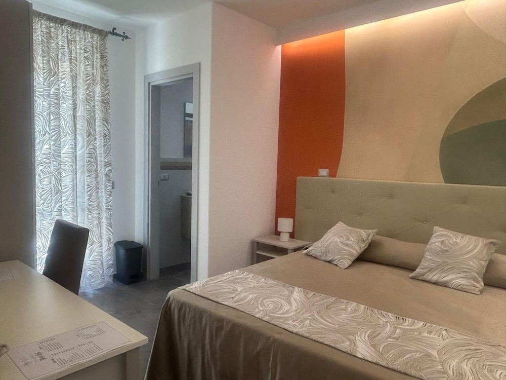 Comfort Double Room, City View