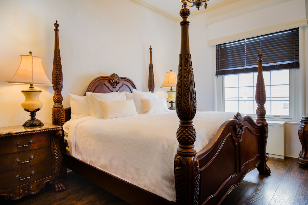 Signature Suite photo 2