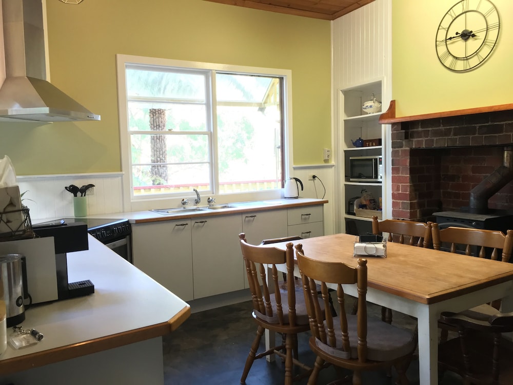 House, 2 Bedrooms, Non Smoking, River View photo 2