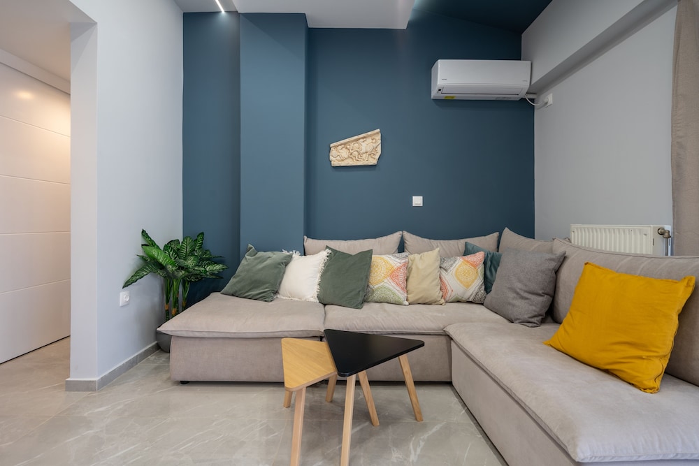 Deluxe Penthouse, 3 Bedrooms, Balcony, City View