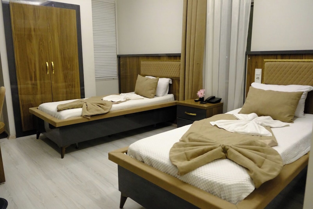 Comfort Triple Room photo 2